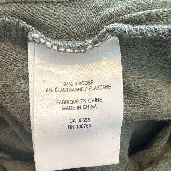 Reitmans Green Turtleneck Long Sleeve - Picture 5 of 5